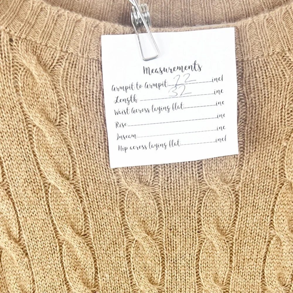 Cashmere cable knit Crew neck sweater camel